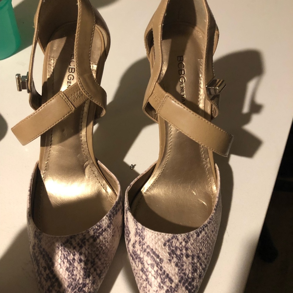 Heels - Picture 7 of 8